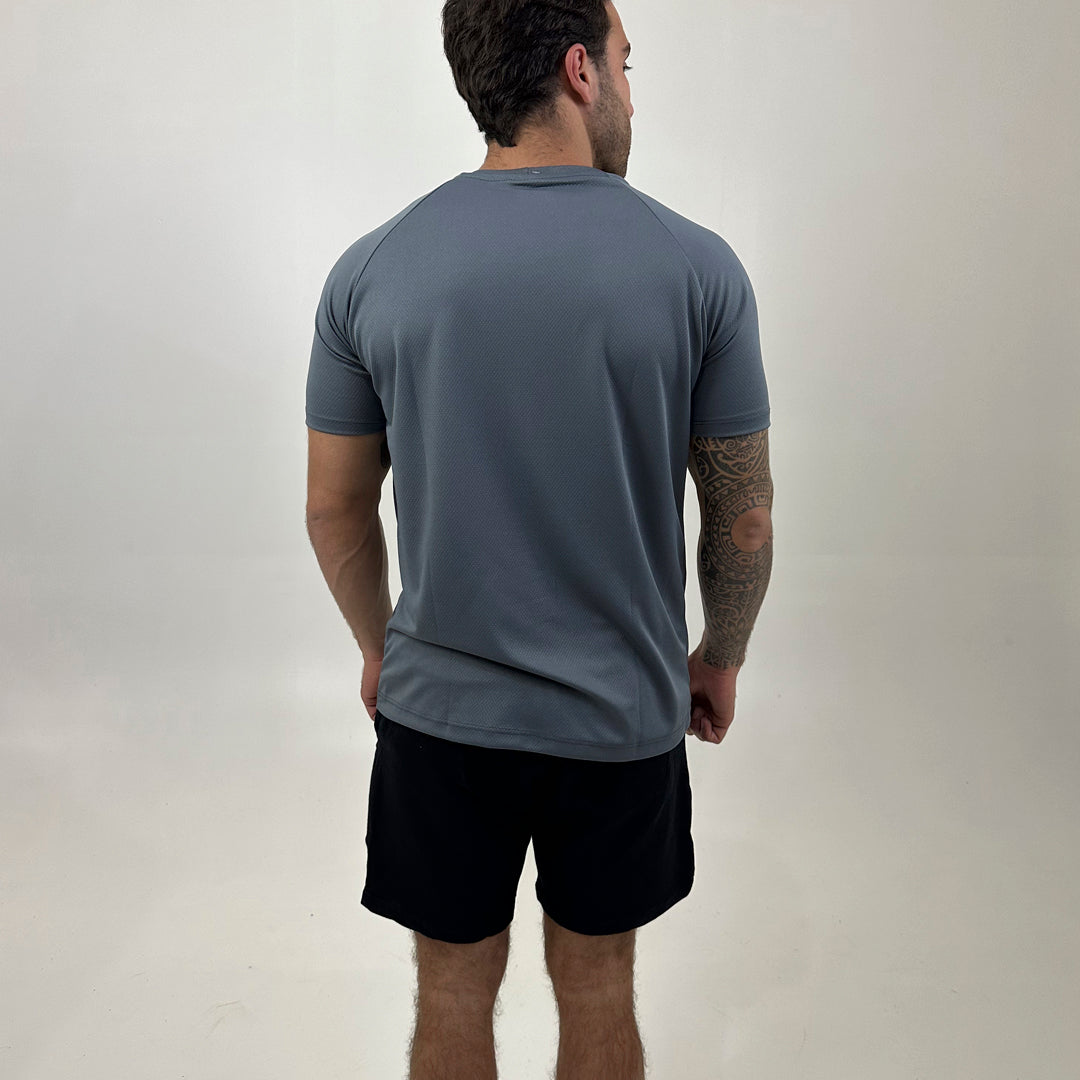 Camiseta Dry Fit Dunke–Elegante